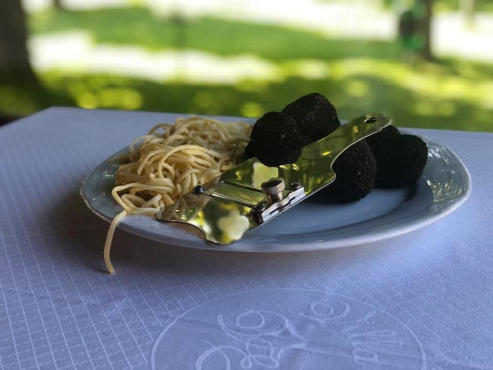 Hotel Villa Elia Calizzano Εξωτερικό φωτογραφία